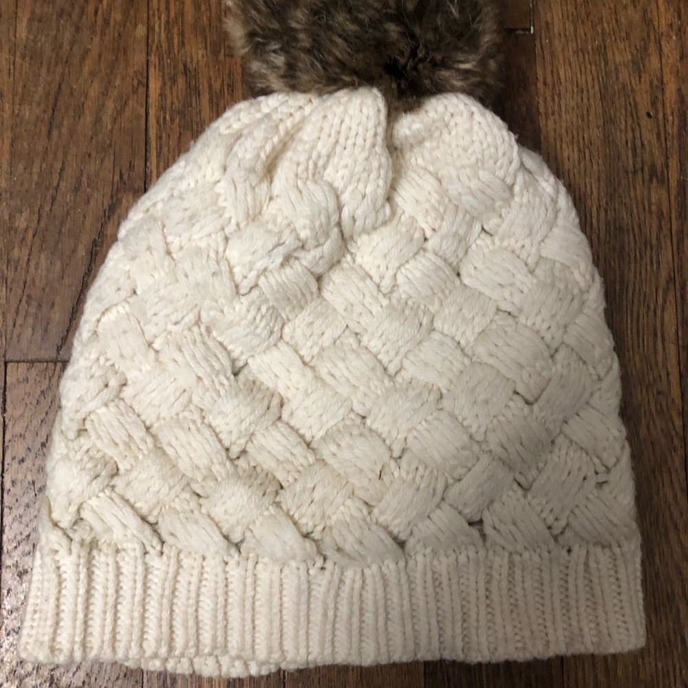 J Crew Cable Knit Wool Blend Ivory Beanie
